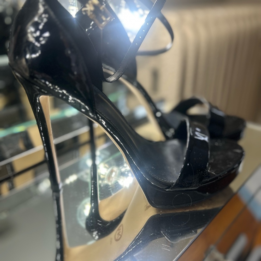 Michael Kors Jordyn Platform Sandal
